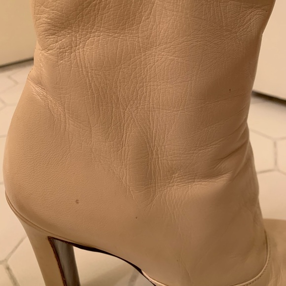 Miu Miu Creme Round Toe Booties - Picture 4 of 8